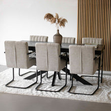 Laden Sie das Bild in den Galerie-Viewer, Kick Esszimmerstuhl Isa - Beige