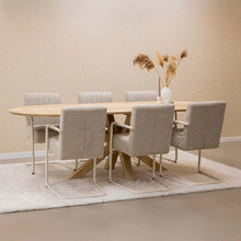 Laden Sie das Bild in den Galerie-Viewer, Kick Esszimmerstuhl Isa - Beige