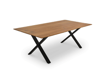 Laden Sie das Bild in den Galerie-Viewer, Couchtisch Eiche Massivholz mit Schweizer Kante