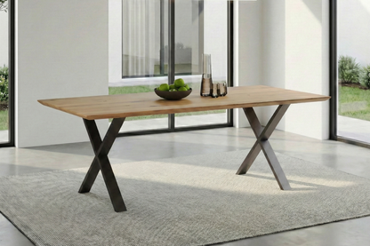 Esstisch Eiche Massivholz mit Schweizer Kante